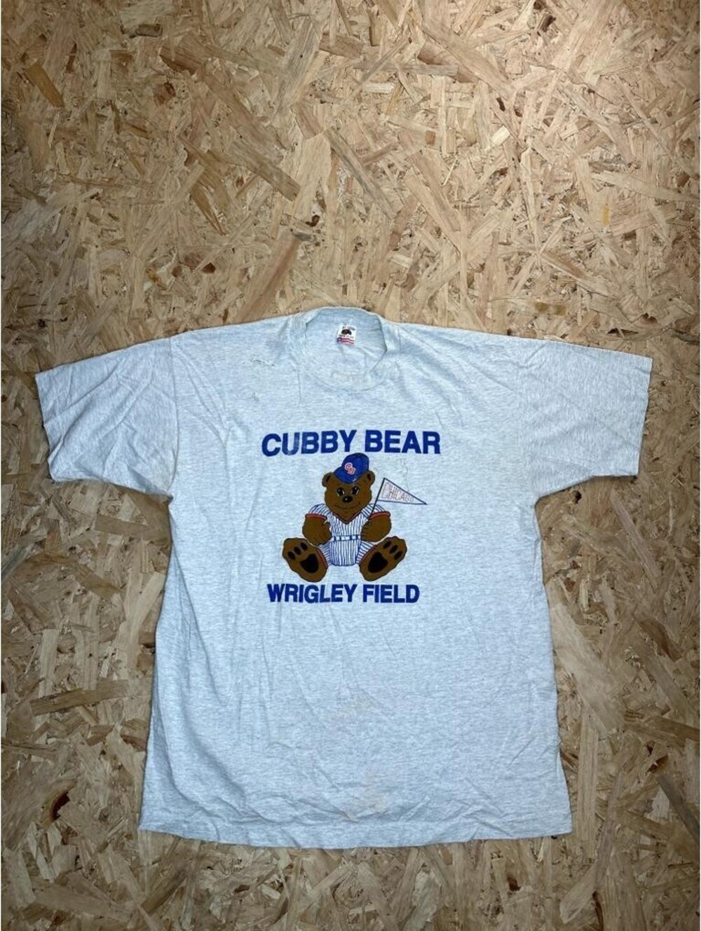 Vintage Cubby Bear Wrigley Field Chicago T-Shirt Mens XL Fruit of the Loom USA